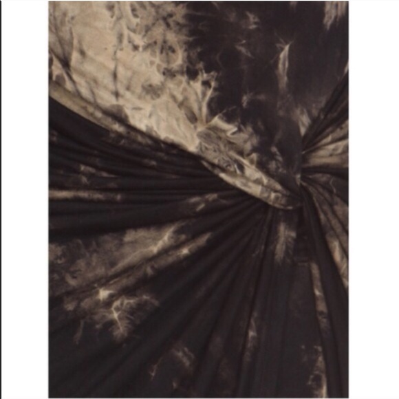 ‼️LAST‼️The MILEY tie die knot skirt - Picture 3 of 3