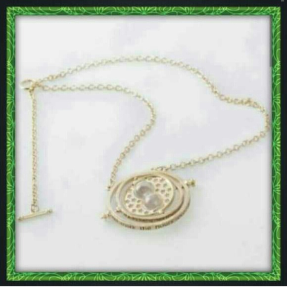 NWT.. Gold plated sand clock pendant