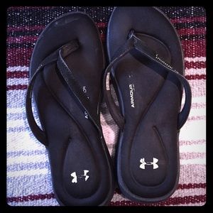 Under armour flip flops