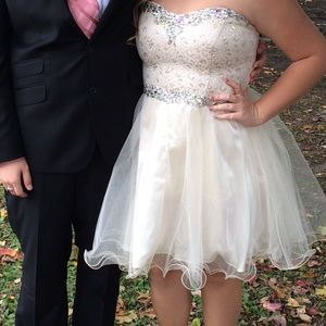 Prom/homecoming dress