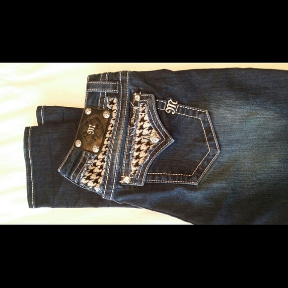 Miss Me midrise skinny size 31
