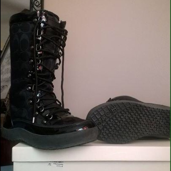 Coach boots