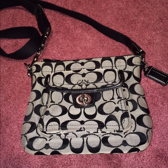 Coach Handbags - Coach Crossbody