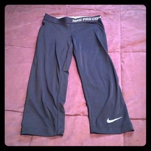 Nike Pro Compression Crops