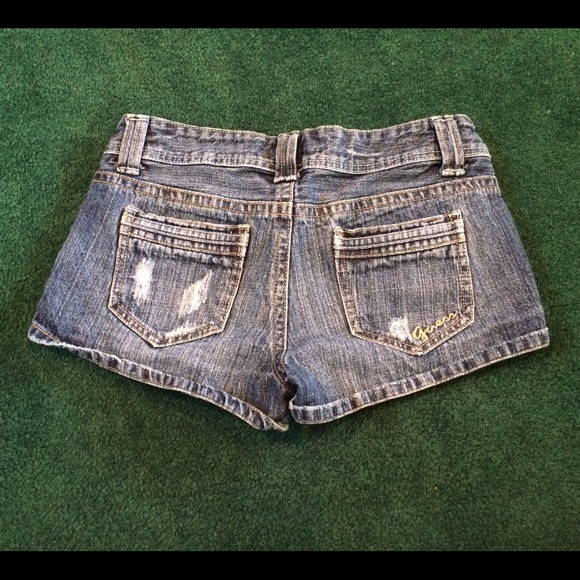 Guess jean shorts! Great condition only worn once - Picture 2 of 4