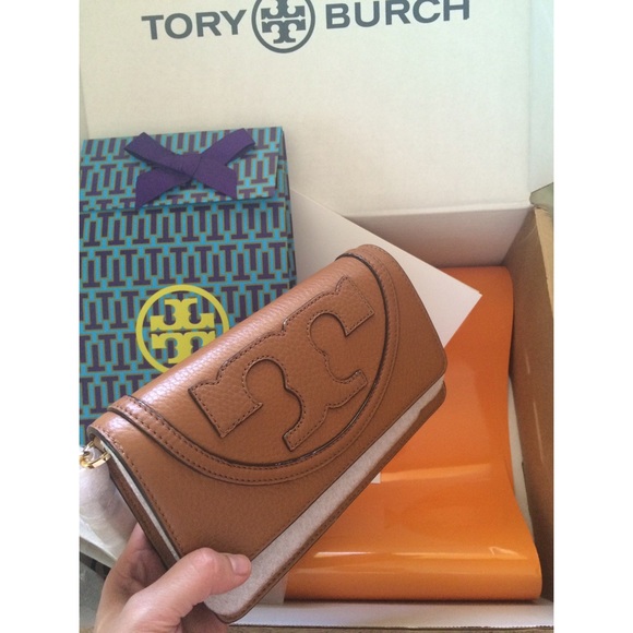 🚫SOLD🚫ALL-T small crossbody bag-today only$$$ - Picture 2 of 4