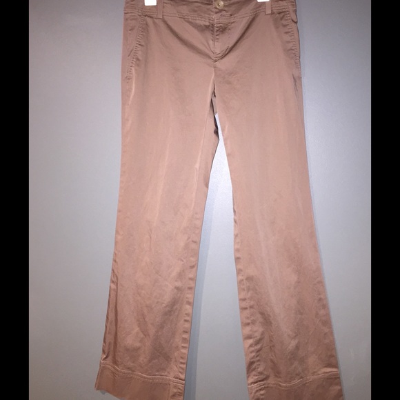 Light and comfy!!banana republic fit & flare pant
