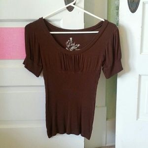 Dark brown tee