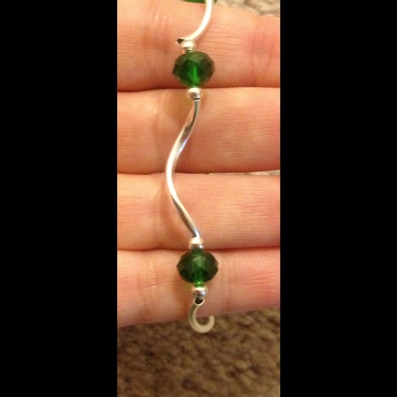SOLD!! Handmade cute bracelet with green beads - Picture 3 of 3