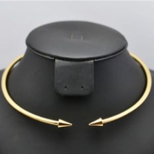 Host pick 4/16/15 🙌 Statement piece !