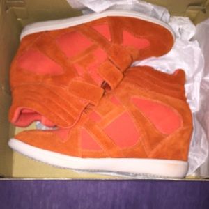 Sketchers brand wedge sneaker