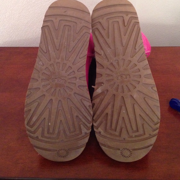 UGG Shoes - AUTHENTIC HOT PINK UGGS!! UGG Shoes - AUTHENTIC HOT PINK UGGS!!