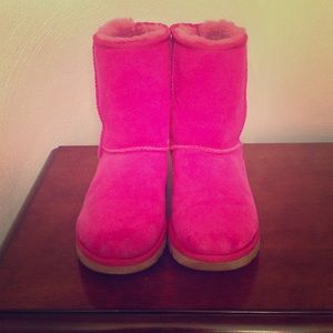UGG Shoes - AUTHENTIC HOT PINK UGGS!! UGG Shoes - AUTHENTIC HOT PINK UGGS!!