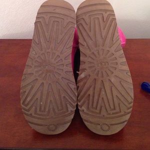 UGG Shoes - AUTHENTIC HOT PINK UGGS!! UGG Shoes - AUTHENTIC HOT PINK UGGS!!