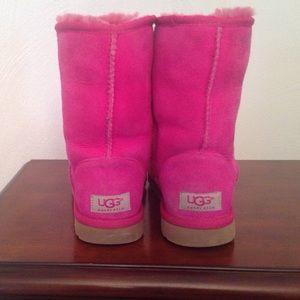 UGG Shoes - AUTHENTIC HOT PINK UGGS!! UGG Shoes - AUTHENTIC HOT PINK UGGS!!