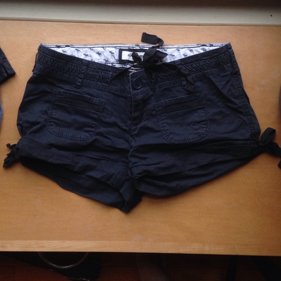 Abercrombie navy shorts