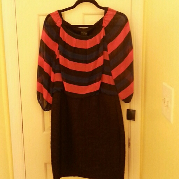 Multi color dress top, black bottom