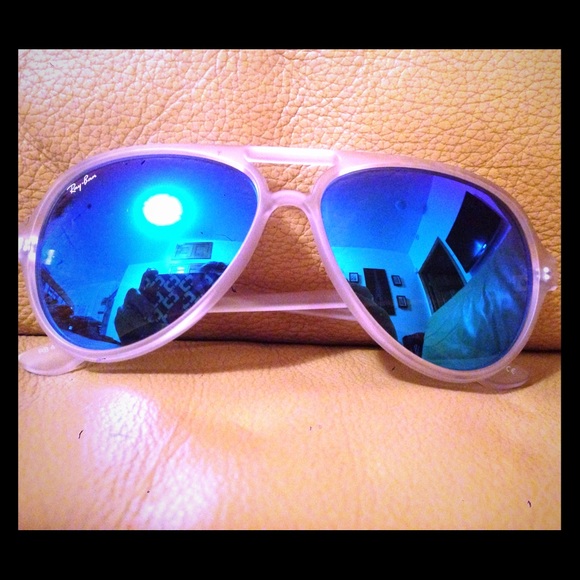 Ray Ban RB4125 Aviator 59mm blue mirror sunglasses