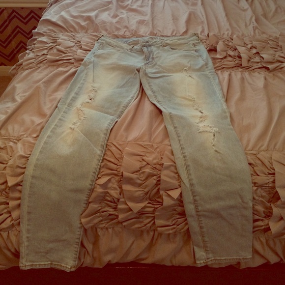 Light-wash Jeggings!