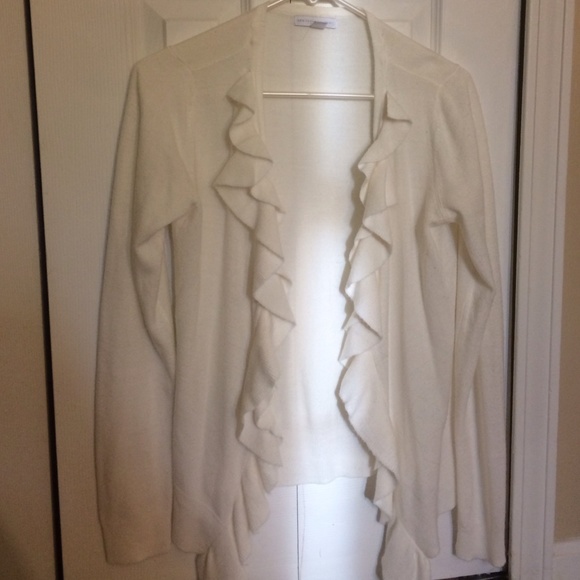 Ruffled New York & Co cardigan in cream