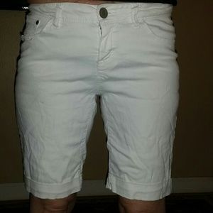 White Faded Glory Bermuda shorts
