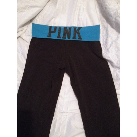 PINK yoga pants