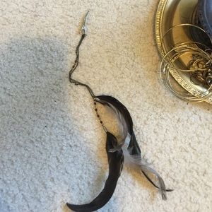 Boho chic feather clip in