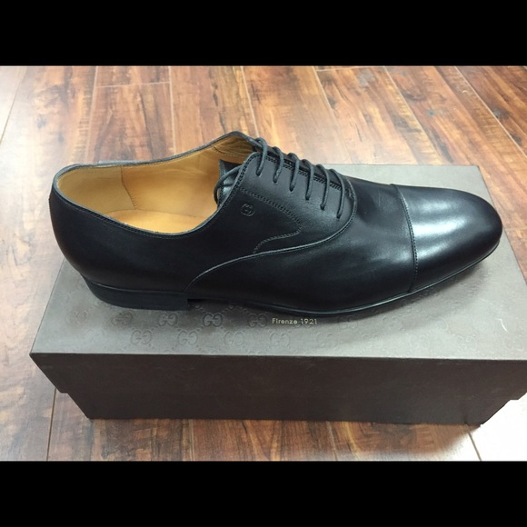 Mens Gucci shoes size 12 U.S. 13