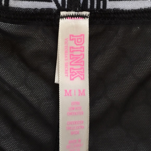 🚫 SOLD 🚫 VS PINK Leopard Lace Cheekster - Picture 2 of 4