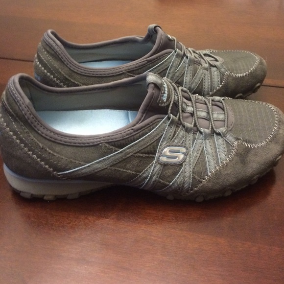 Sketchers shoes, pink unicorn top