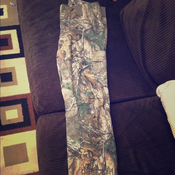 Cabelas pants