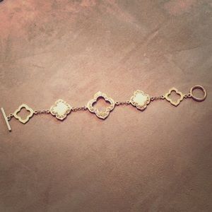 Clover/Quatrefoil type bracelet