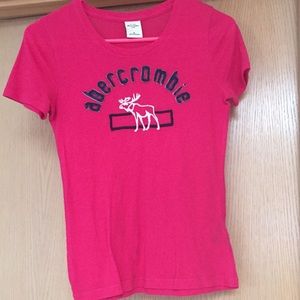 Pink Kids Abercrombie t-shirt