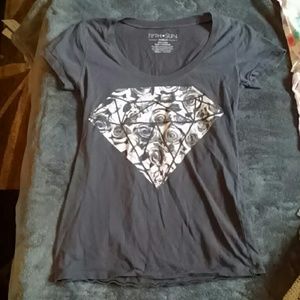 Diamond tee