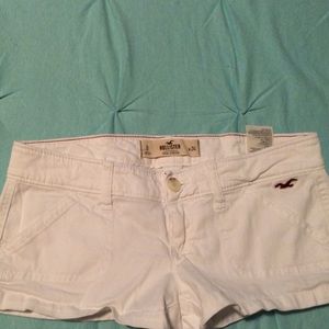 white hollister shorts