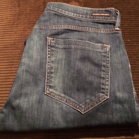 Cropped Jean