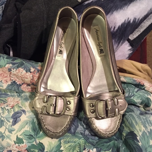 American eagle silver flats. Size 8 1/2.