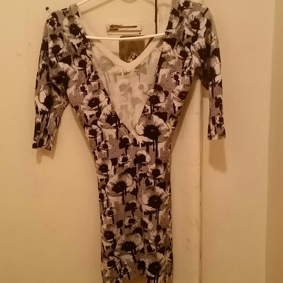 Dress - Picture 2 of 2