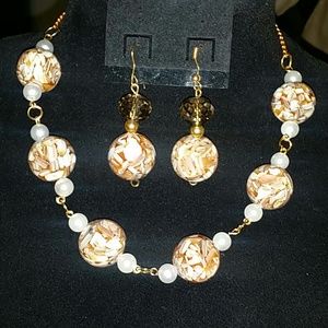 Stone necklace and earrings