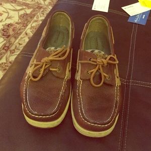 Sperry Boat Shoes!!