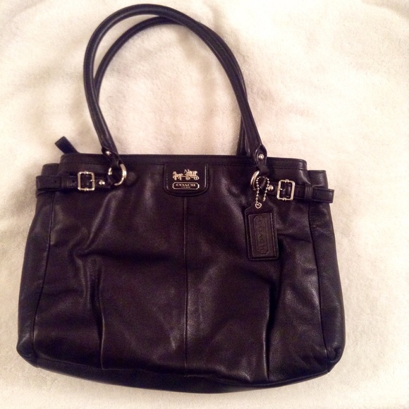 Coach Madison Kara Carryall