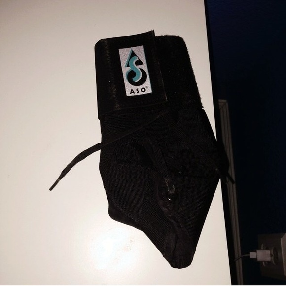 Ankle brace.