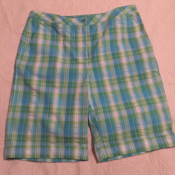 Plaid Bermuda shorts