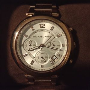 Michael Kors rose gold watch