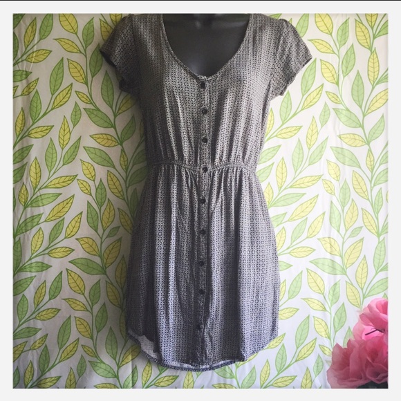 Derek Heart Dresses & Skirts - 💟Cute Dress💟