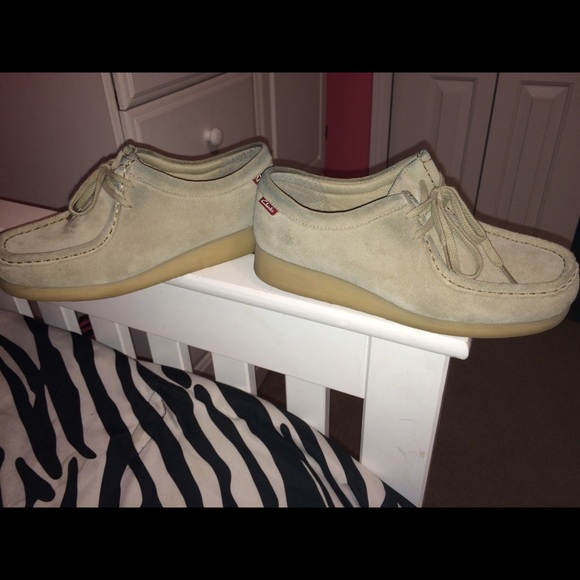 Have been worn a few times looking to sell these!!