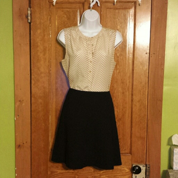 Vince Camuto skirt - Picture 1 of 2