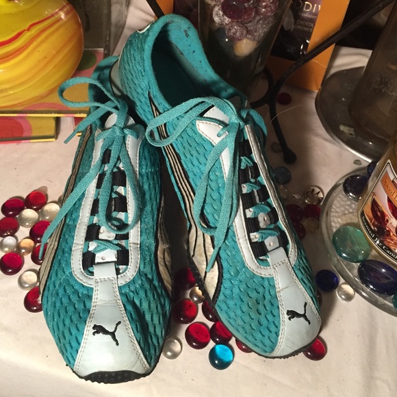 Puma Tennis Shoes Sz 9M - Picture 2 of 4