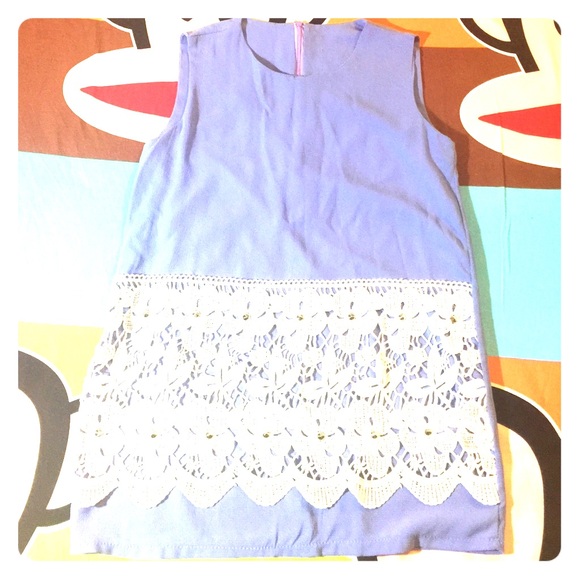 Purple lace dress. /S