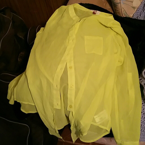 Cute see through L.E.I shirt